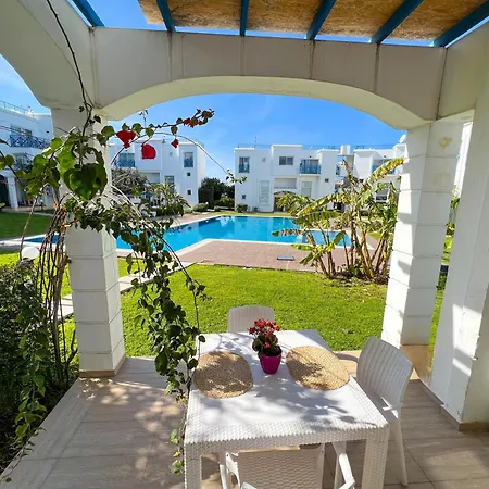 Garden Loft With Pool In Alsancak Kyrenia By Holidaykeys Appartamento