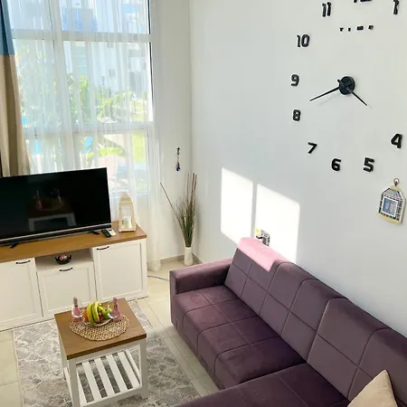Garden Loft With Pool In Alsancak Kyrenia By Holidaykeys *