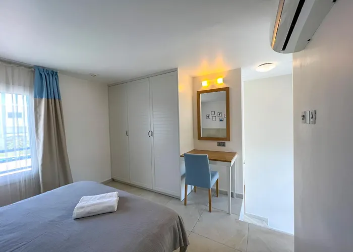 Garden Loft With Pool In Alsancak Kyrenia By Holidaykeys