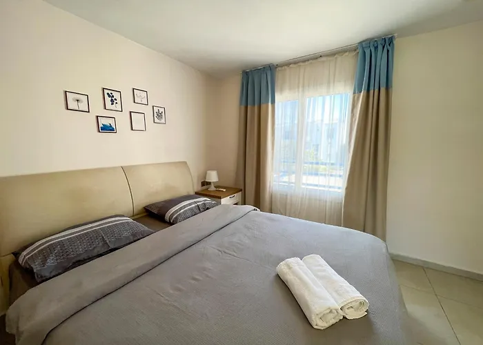 Garden Loft With Pool In Alsancak Kyrenia By Holidaykeys *