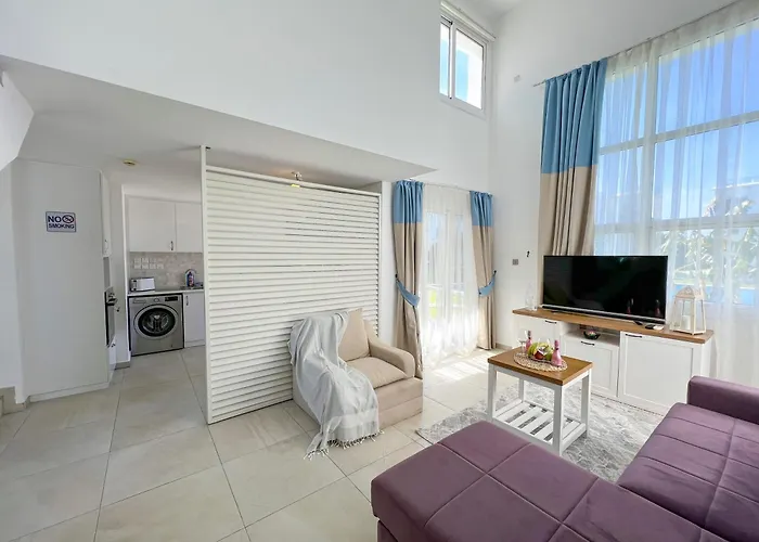 Daire Garden Loft With Pool In Alsancak Kyrenia By Holidaykeys *