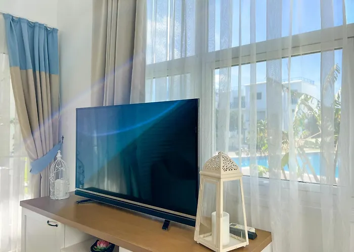 Garden Loft With Pool In Alsancak Kyrenia By Holidaykeys