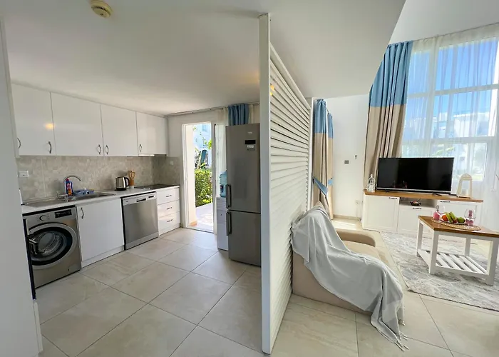 Daire Garden Loft With Pool In Alsancak Kyrenia By Holidaykeys *