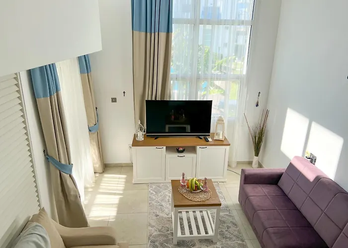 Daire Garden Loft With Pool In Alsancak Kyrenia By Holidaykeys Girne